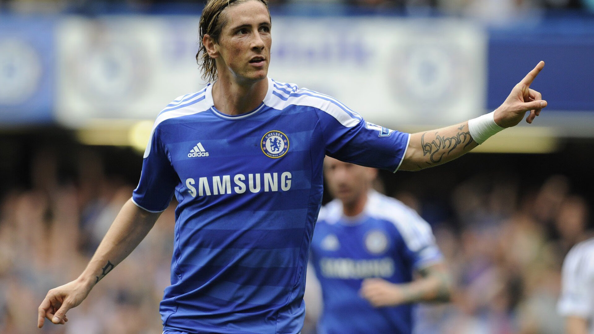 中超“申京对话”上海申花主场2比1战胜北京国安 曹赟定世界波搅热全场